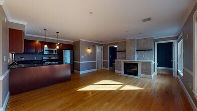 366 Dorchester St in Boston, MA - Building Photo - Building Photo