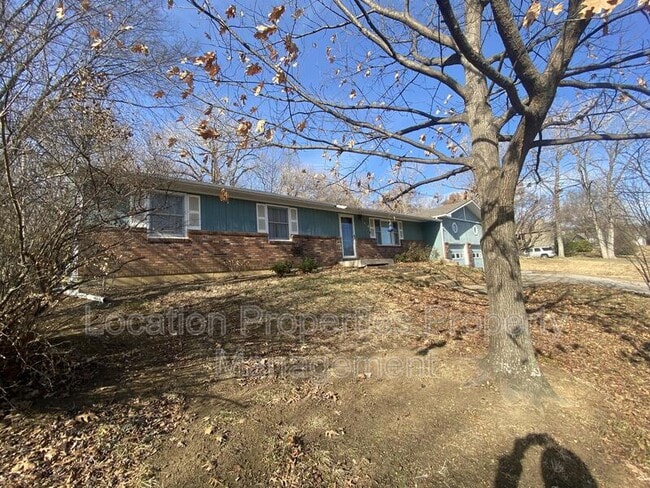 1913 Jenny Wren Rd in Lawrence, KS - Building Photo - Building Photo