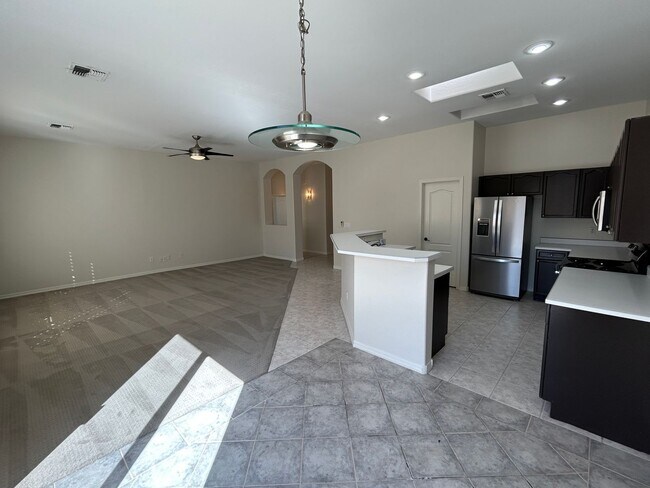 328 S Rock Harbor Dr in Gilbert, AZ - Building Photo - Building Photo