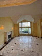 18338 Charlton Ln in Los Angeles, CA - Building Photo - Building Photo