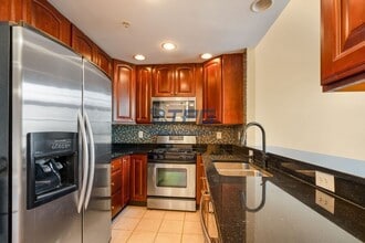 117 Donato Cir in Scotch Plains, NJ - Building Photo - Building Photo