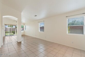 10833 W Elm Ln in Avondale, AZ - Building Photo - Building Photo