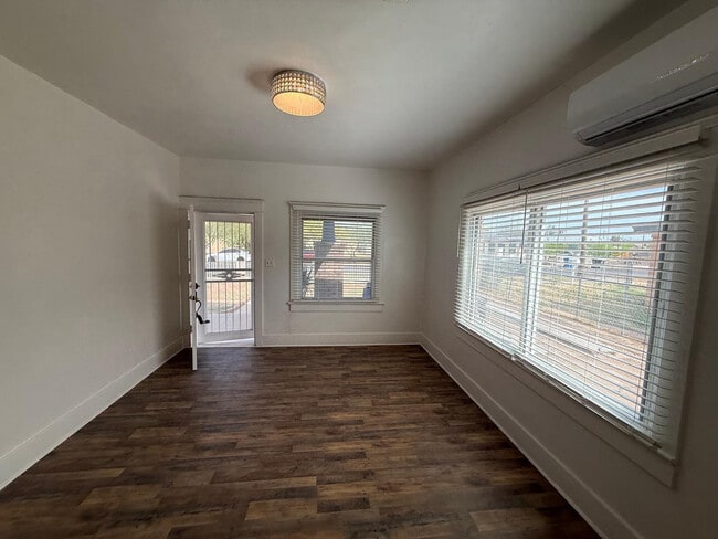 710 S 1st St in Phoenix, AZ - Building Photo - Building Photo