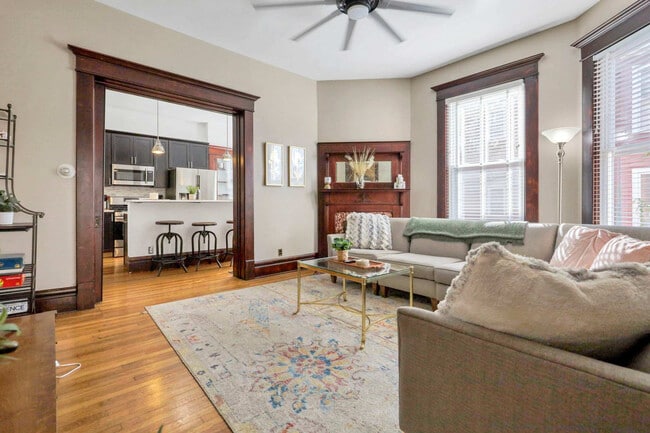 property at 129 W Hubbard Ave