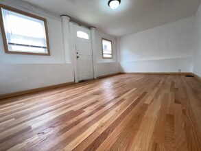 1411 Dunnsville Rd in Schenectady, NY - Building Photo - Building Photo