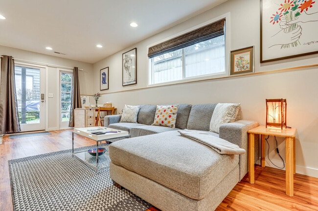 property at 10052 Interlake Ave N