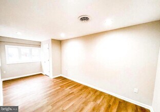 520 W 38th St in Wilmington, DE - Building Photo - Building Photo