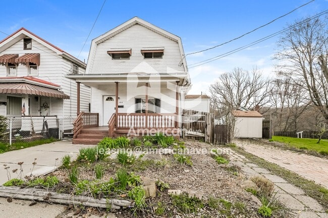 property at 1810 Arnold St