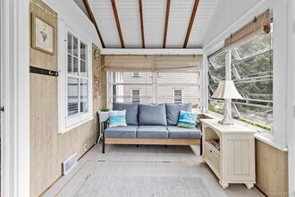 64 Point St in Riverhead, NY - Building Photo - Building Photo