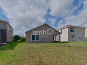 14231 Gnatcatcher Terrace in Lakewood Ranch, FL - Foto de edificio - Building Photo