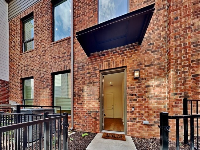 property at 129 E Oscar Dr