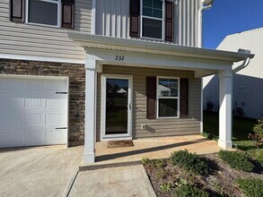 232 Wimbledon Wy in Seneca, SC - Building Photo - Building Photo