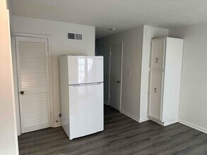 2503 Redwood Ct-Unit -4 in Albany, GA - Building Photo - Building Photo