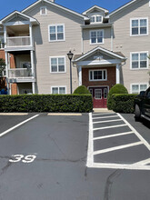 Room in Condo on Hill Point Ct in Charlotte, NC - Building Photo - Building Photo