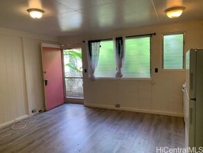 1632 Frog Ln in Honolulu, HI - Building Photo - Building Photo