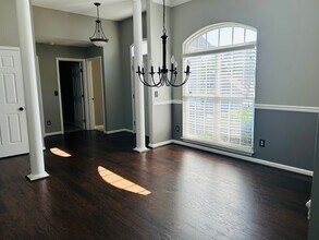 711 Dutchman Ct in Greer, SC - Building Photo - Building Photo
