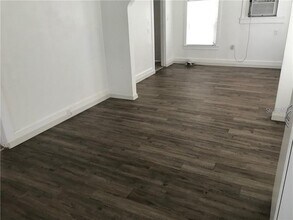 1933 47th St S in St. Petersburg, FL - Building Photo - Building Photo