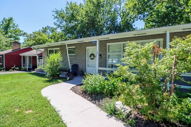 15 Clinton Dr in Columbia, MO - Building Photo - Building Photo