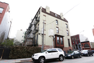 590 Henry St in Brooklyn, NY - Building Photo - Building Photo