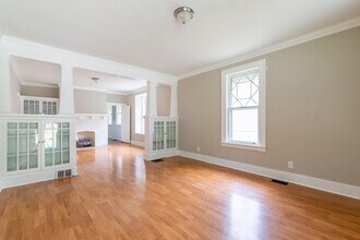 2004 Walker Ave in Memphis, TN - Building Photo - Building Photo