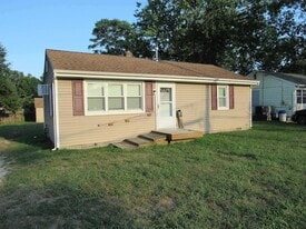 6304 Quinn Ave in Hamilton, NJ - Building Photo