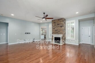 527 Quail Run in Rogersville, MO - Building Photo - Building Photo