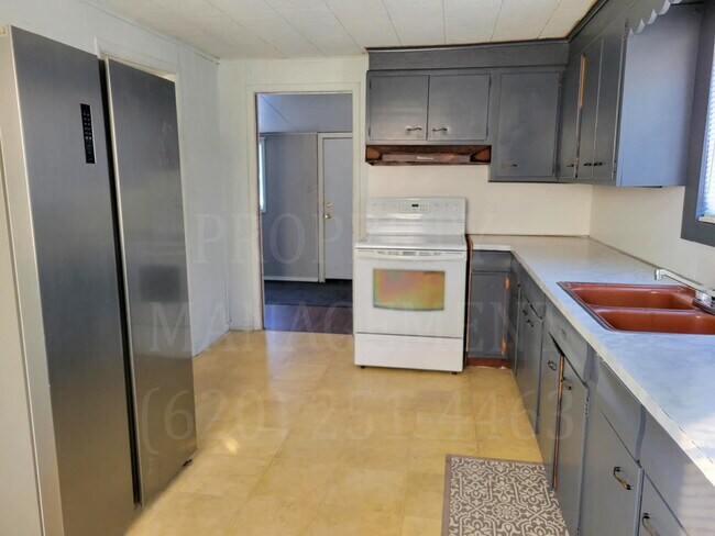 2822 5300 Rd in Liberty, KS - Building Photo - Building Photo