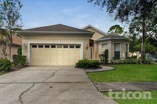 9614 Greenpointe Dr in Tampa, FL - Building Photo