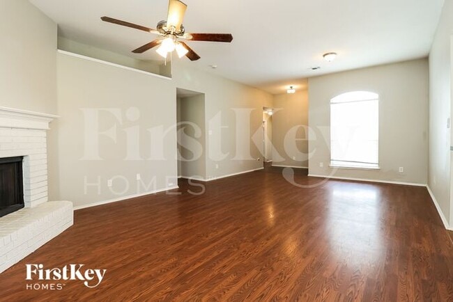 1118 Cedar Ridge Ln in Burleson, TX - Building Photo - Building Photo