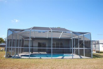 1626 Compton St in Brandon, FL - Building Photo - Building Photo