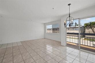 9014 Burnet Ave in North Hills, CA - Building Photo - Building Photo