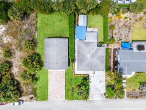 3475 Harbor Rd N in Tequesta, FL - Building Photo - Building Photo