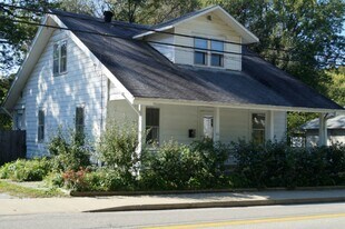 817 W 11th St in Bloomington, IN - Building Photo