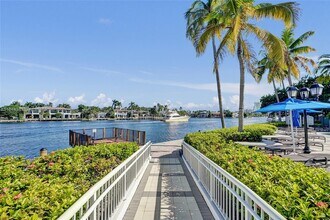 21150 Point Pl in Aventura, FL - Building Photo - Building Photo