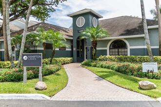 Hampton Lakes in North Lauderdale, FL - Building Photo - Building Photo