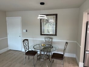 21280 Brinson Ave in Port Charlotte, FL - Building Photo - Building Photo
