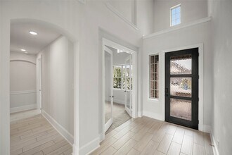 21215 Central Vly Ln in Cypress, TX - Foto de edificio - Building Photo