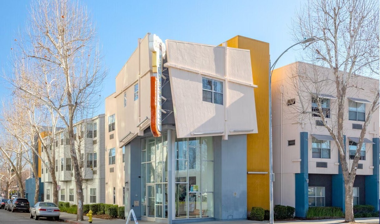 598 Columbia Ave in San Jose, CA - Foto de edificio