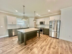 65 Laurel Oaks Dr in Freeport, FL - Building Photo - Building Photo