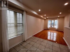 85 Selkirk Dr in Richmond Hill, ON - Building Photo - Building Photo