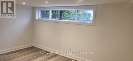 66 Gaiety Dr in Toronto, ON - Building Photo - Building Photo