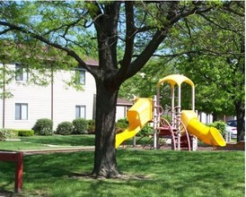 Woodcraft Square Apartments in Monroe, MI - Building Photo - Other