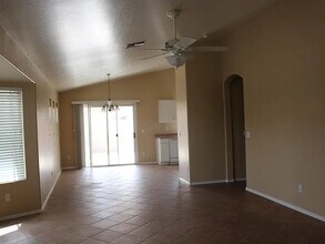 16036 N 11th Ave in Phoenix, AZ - Building Photo - Building Photo