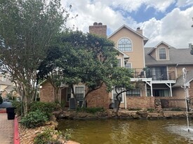 2300 Old Spanish Trl in Houston, TX - Building Photo