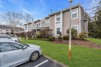 25 Gait Ct in Tinton Falls, NJ - Building Photo - Building Photo