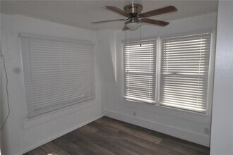 6905 3rd St N in St. Petersburg, FL - Building Photo - Building Photo