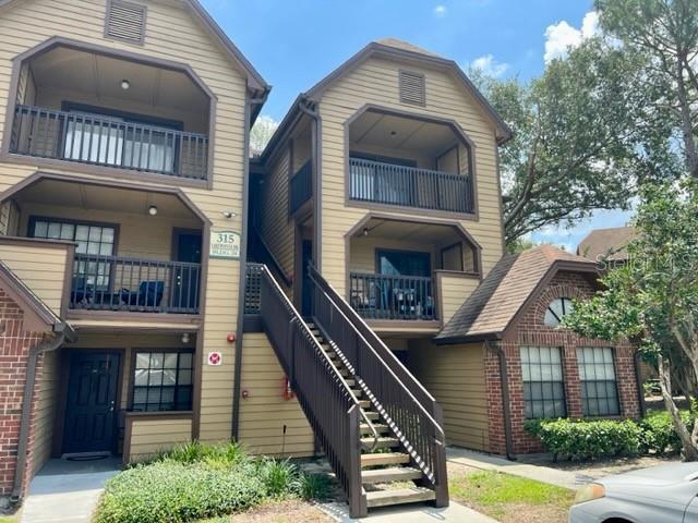 property at 315 Lakepointe Dr