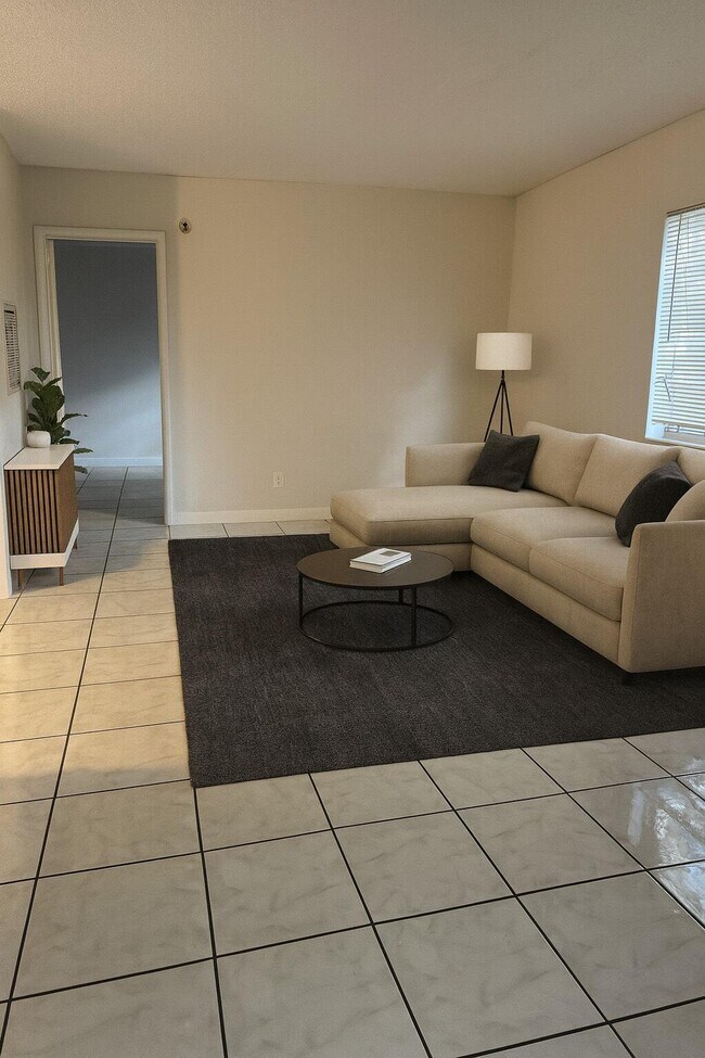 650 SW 15th Ave in Fort Lauderdale, FL - Building Photo - Building Photo