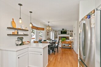 1038 Waterford Cut in Crystal Lake, IL - Building Photo - Building Photo