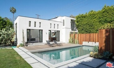 800 Orlando Ave in Los Angeles, CA - Building Photo - Building Photo